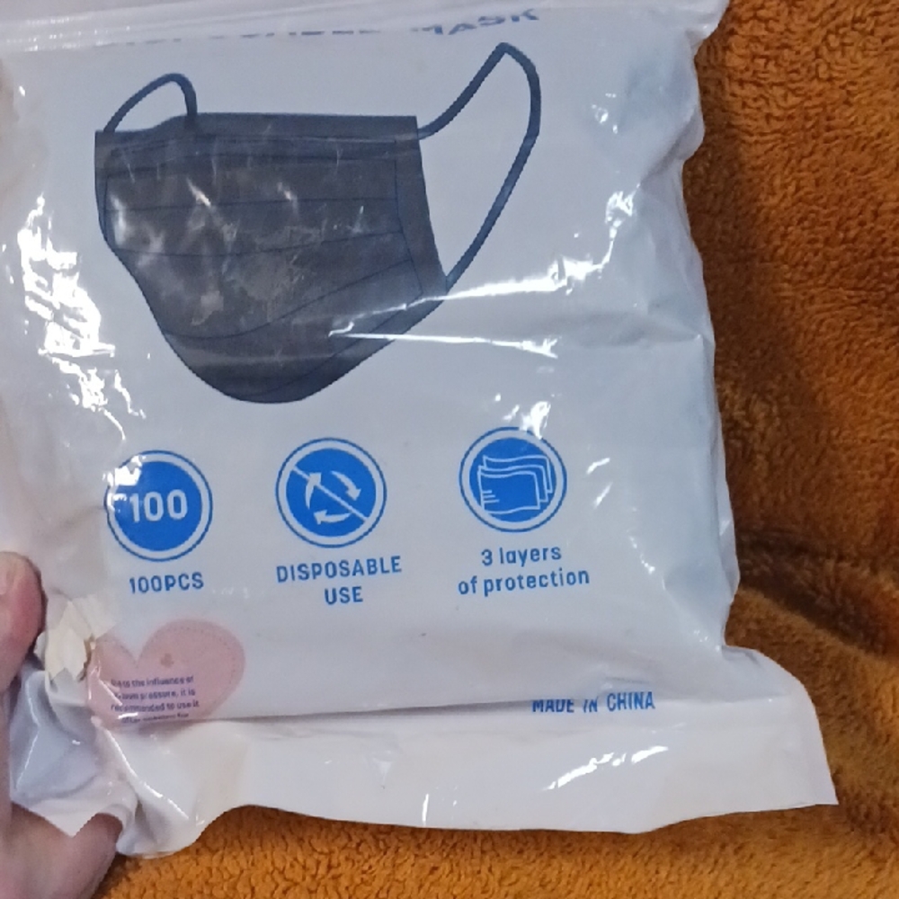 Black Disposable Face Masks - 100 Pack